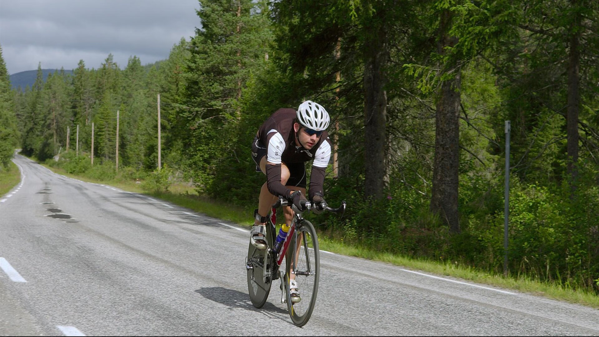 美国队决赛配速精准战略成功，美国队的对战