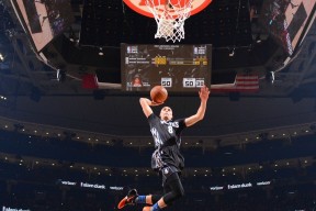 爱游戏 电竞-法甲火爆赛事：攻防交锋的视觉盛宴，法甲 经典比赛